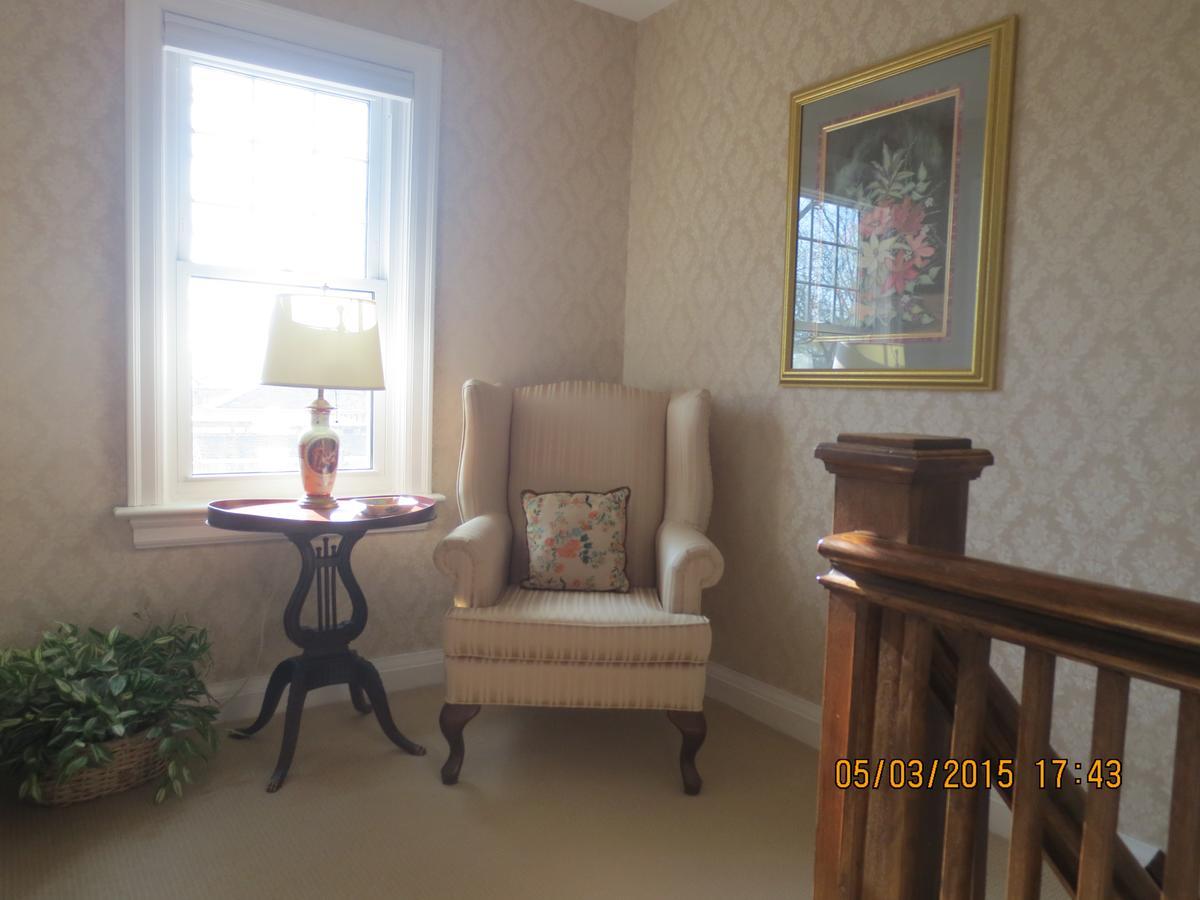 Bed and Breakfast Robinsong Thorold Zewnętrze zdjęcie